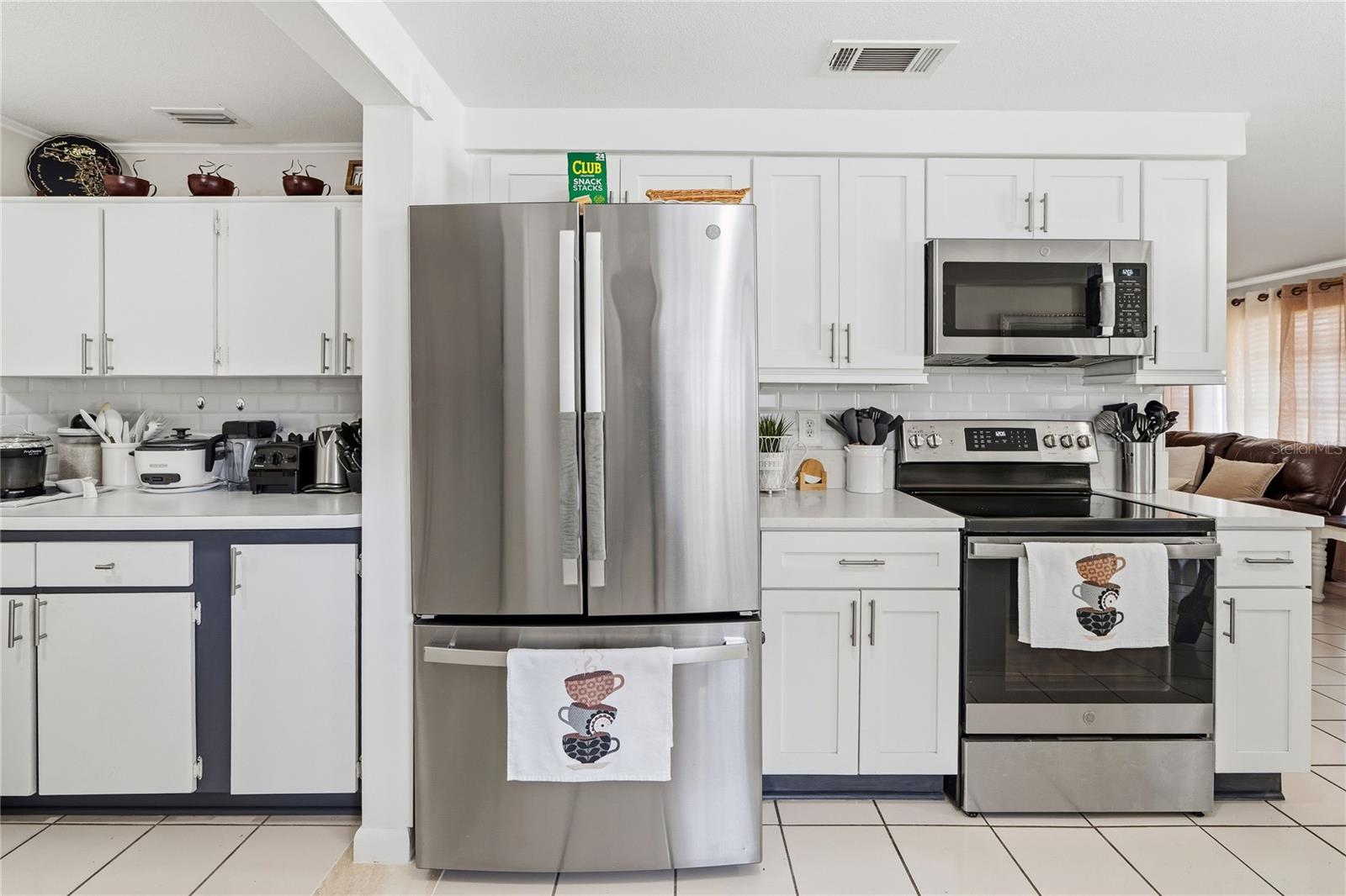 3105 SANDSPUR DRIVE, Tampa, FL 33618