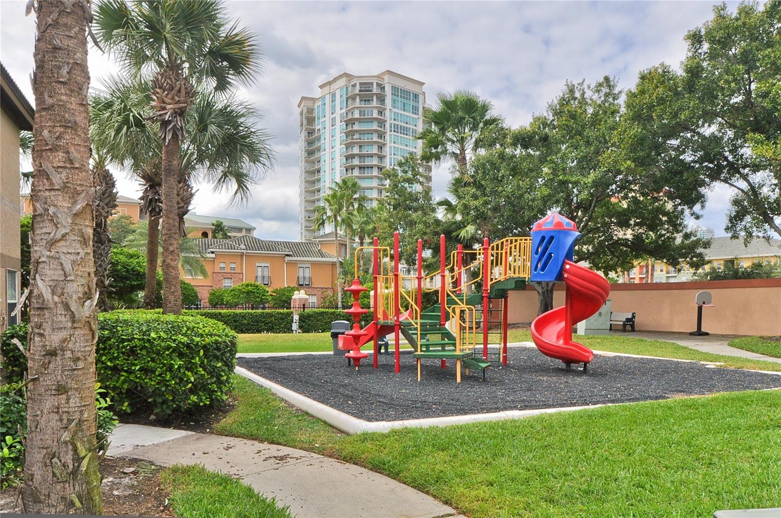 609 TROPICAL BREEZE WAY, #609, Tampa, FL 33602