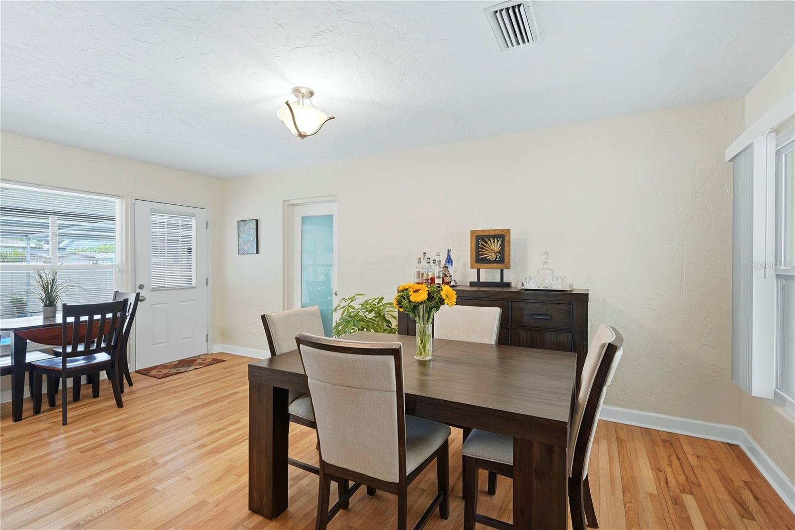 4567 25TH AVENUE N, St Petersburg, FL 33713