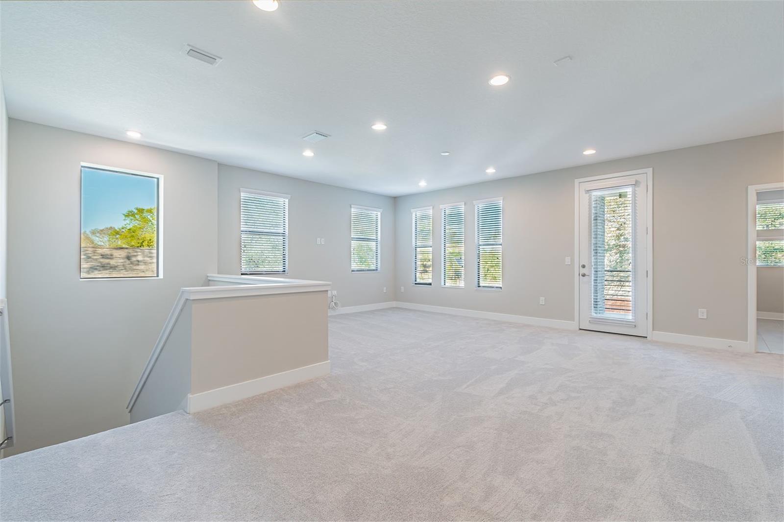 502 N BEVERLY AVENUE, Tampa, FL 33609 502 N BEVERLY AVENUE, Tampa, FL 33609