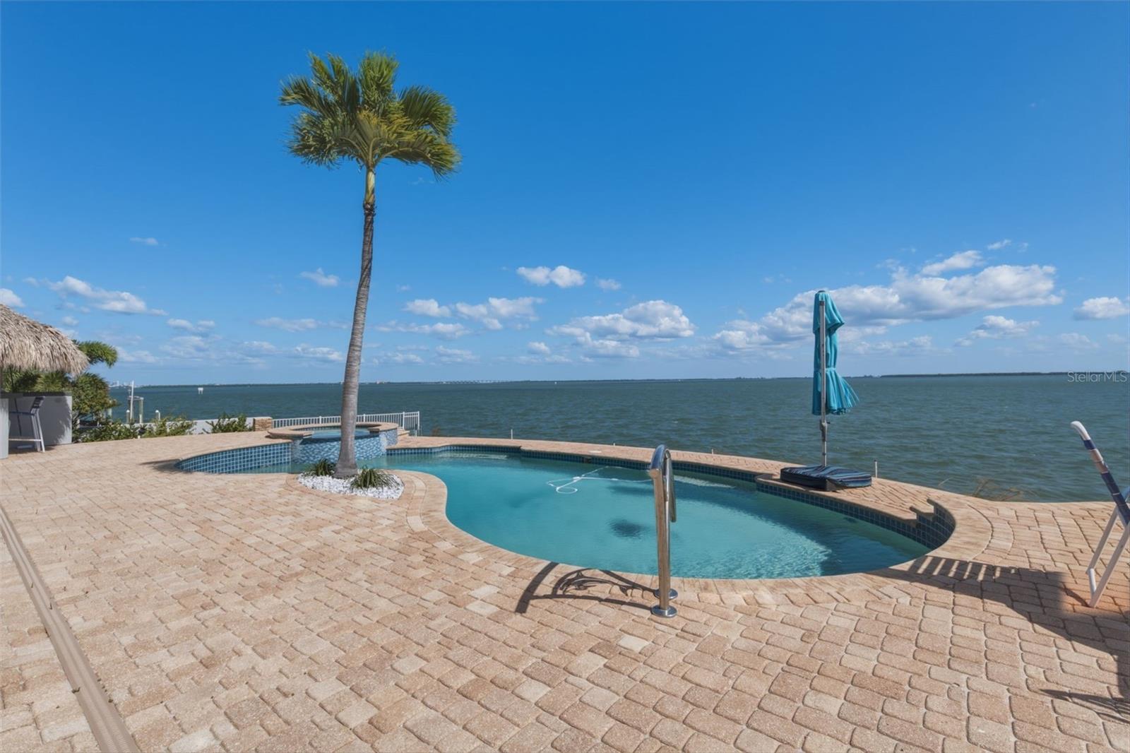 102 8TH STREET E, Tierra Verde, FL 33715