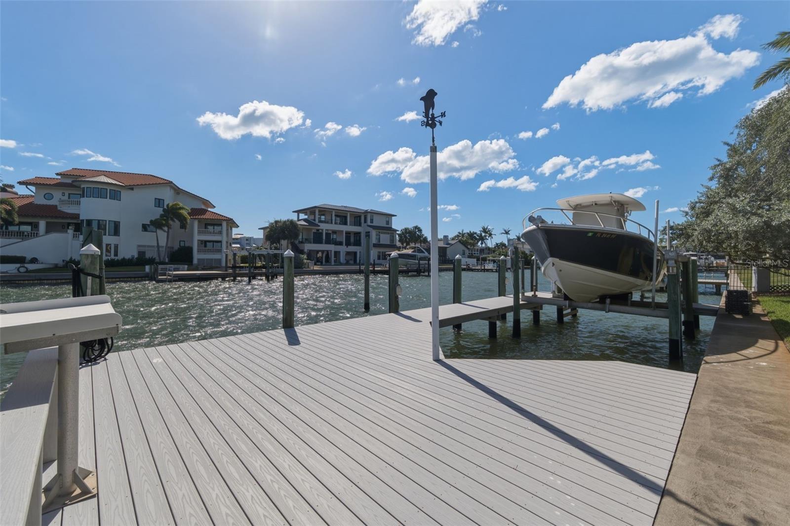 102 8TH STREET E, Tierra Verde, FL 33715