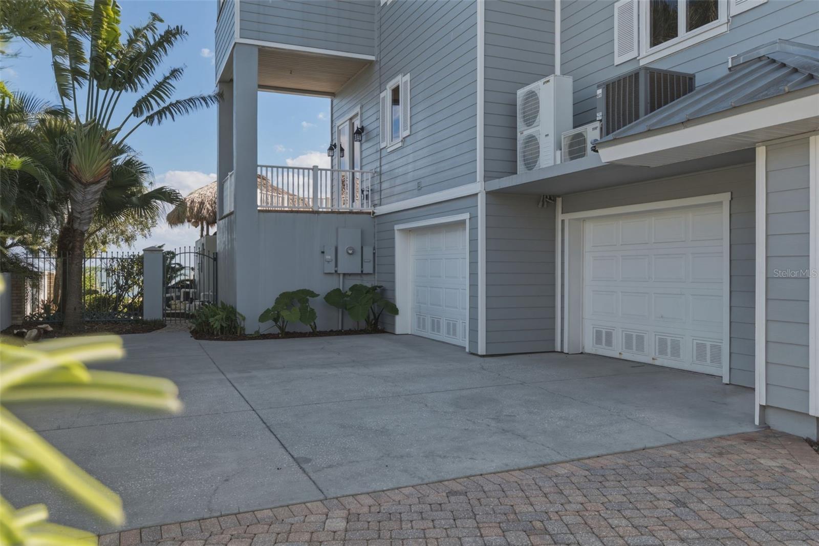 102 8TH STREET E, Tierra Verde, FL 33715