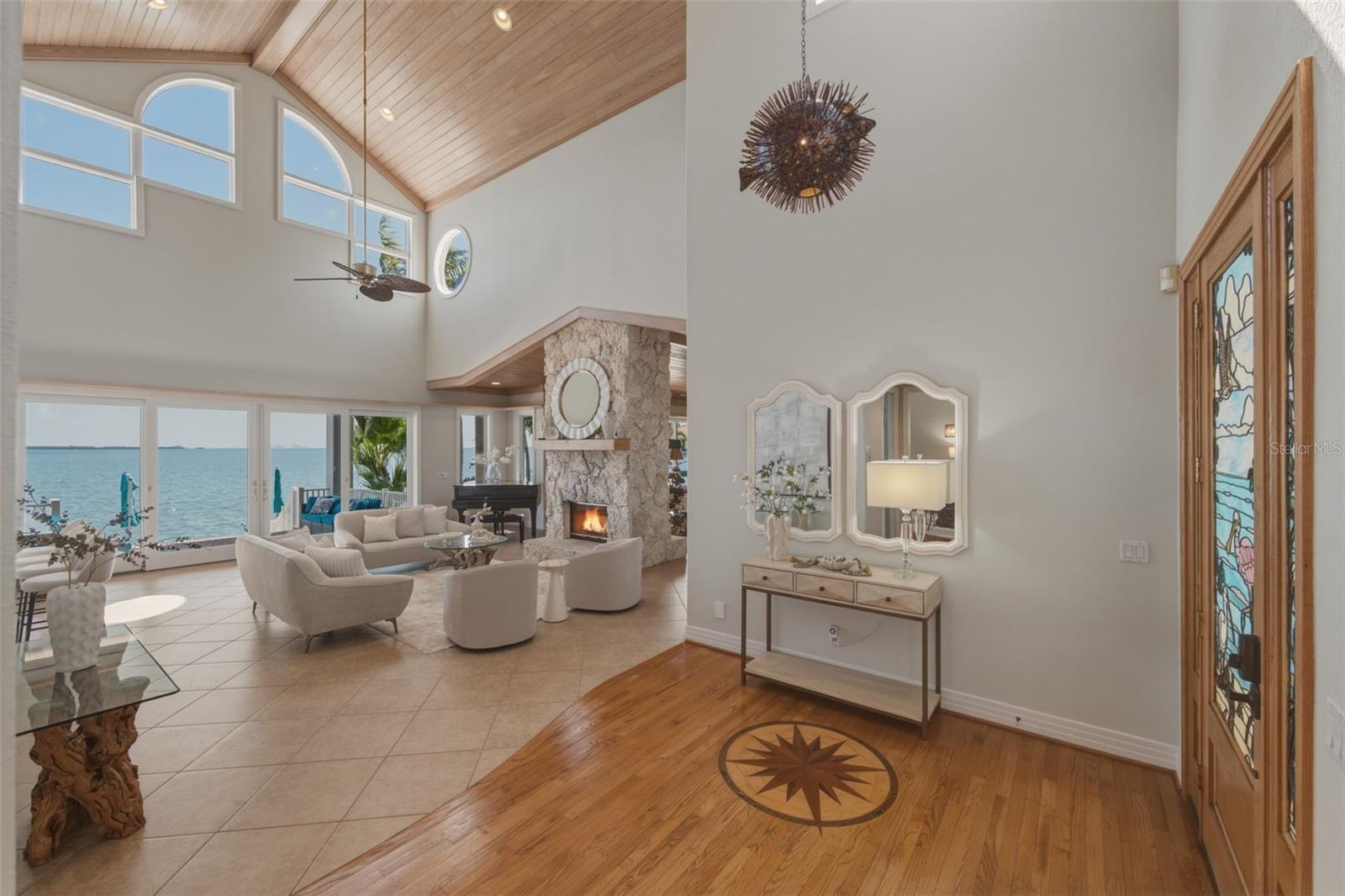 102 8TH STREET E, Tierra Verde, FL 33715