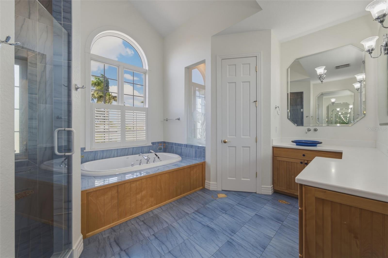 102 8TH STREET E, Tierra Verde, FL 33715