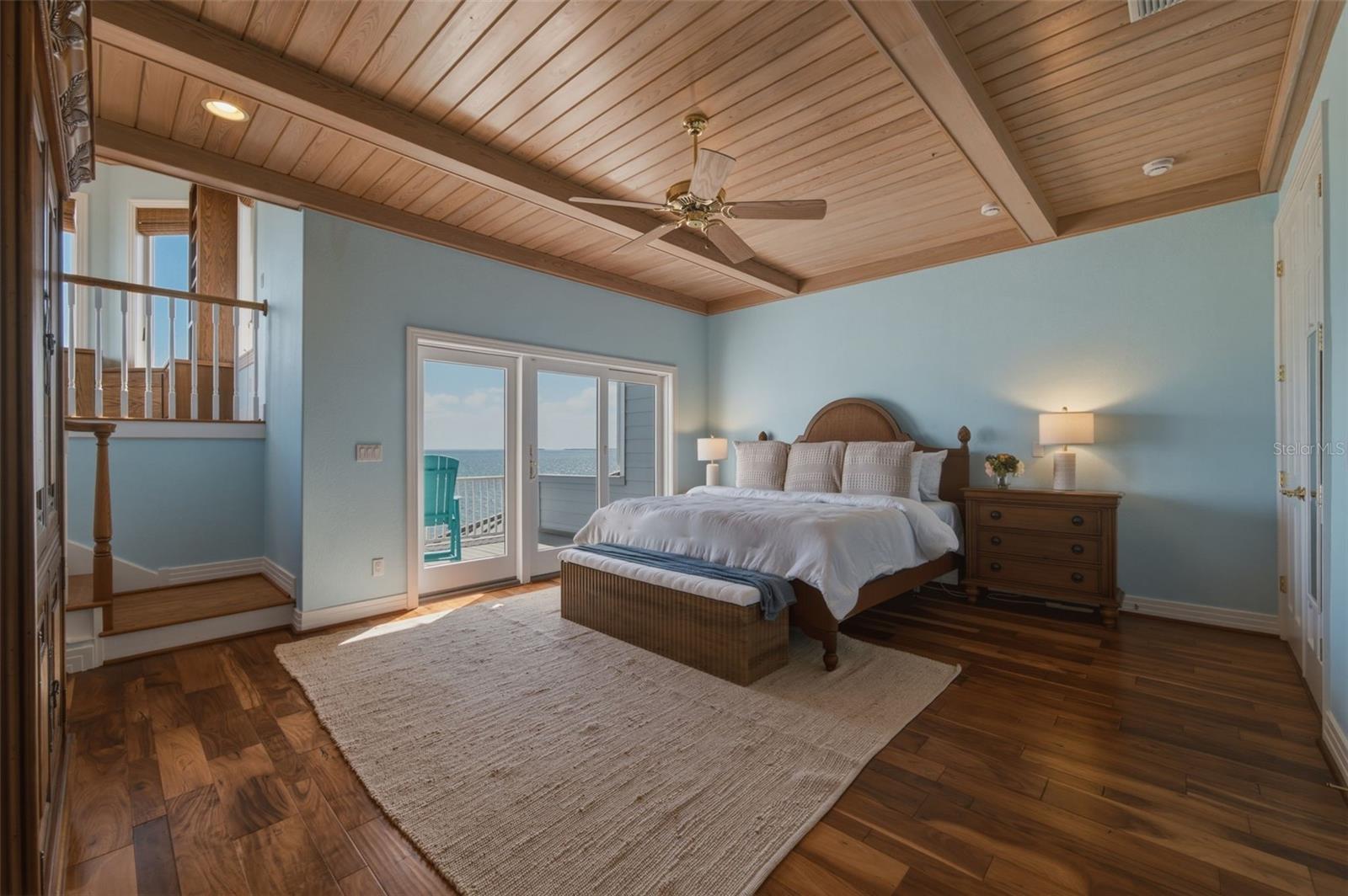 102 8TH STREET E, Tierra Verde, FL 33715