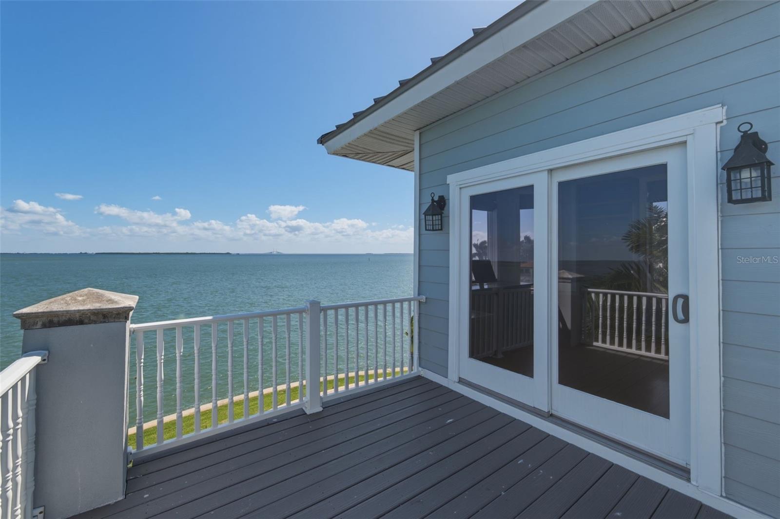 102 8TH STREET E, Tierra Verde, FL 33715