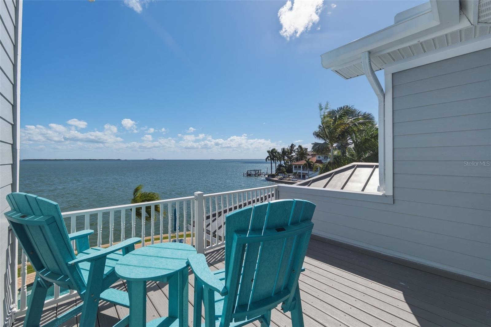 102 8TH STREET E, Tierra Verde, FL 33715