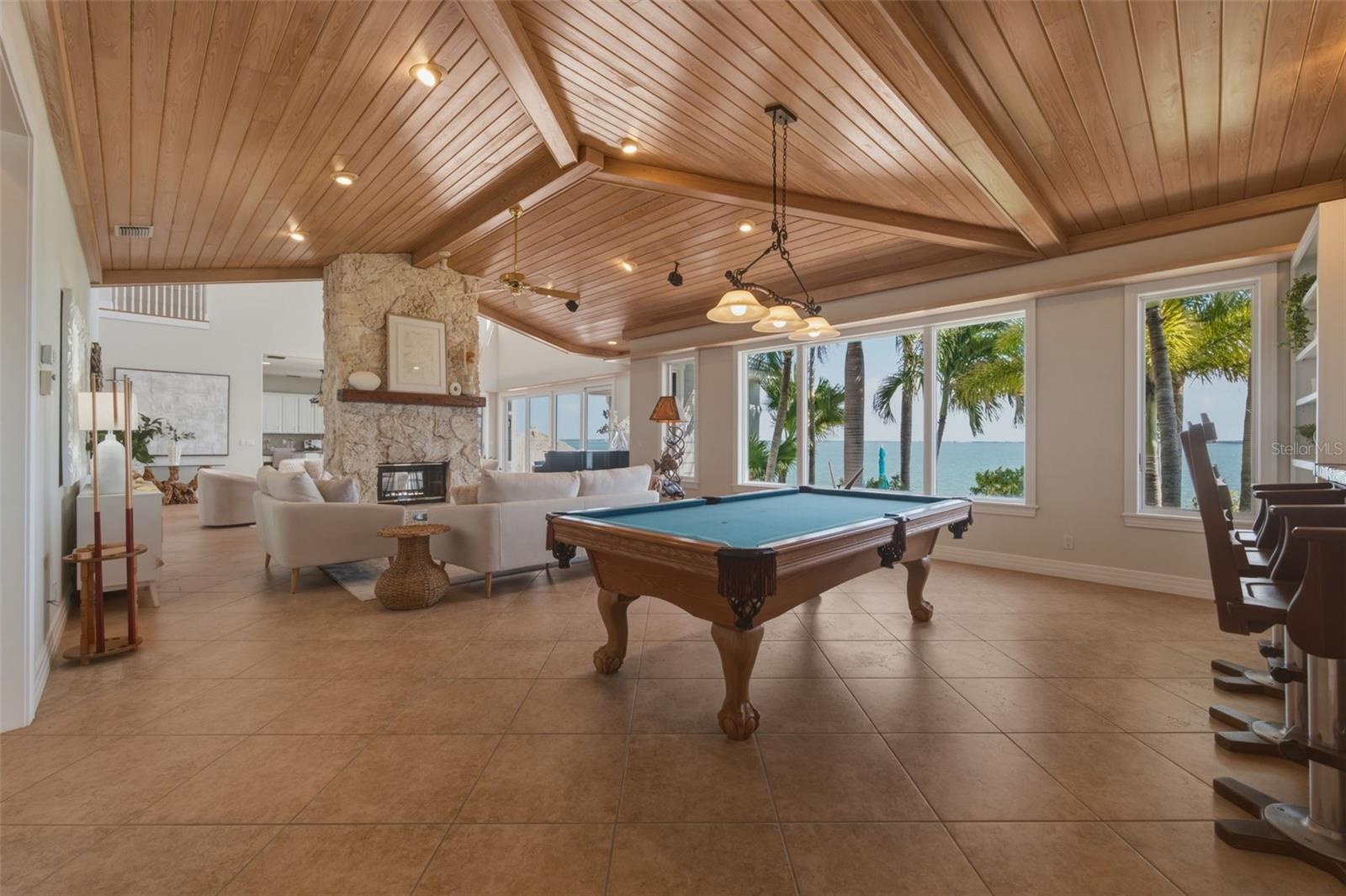 102 8TH STREET E, Tierra Verde, FL 33715