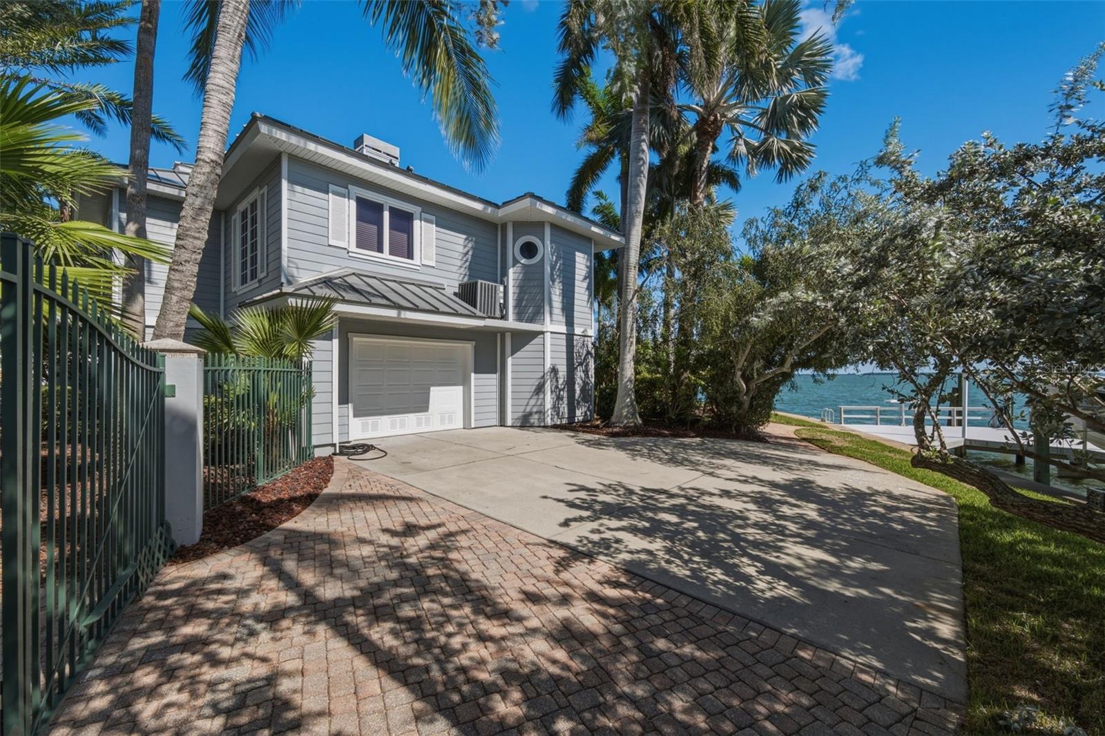 102 8TH STREET E, Tierra Verde, FL 33715