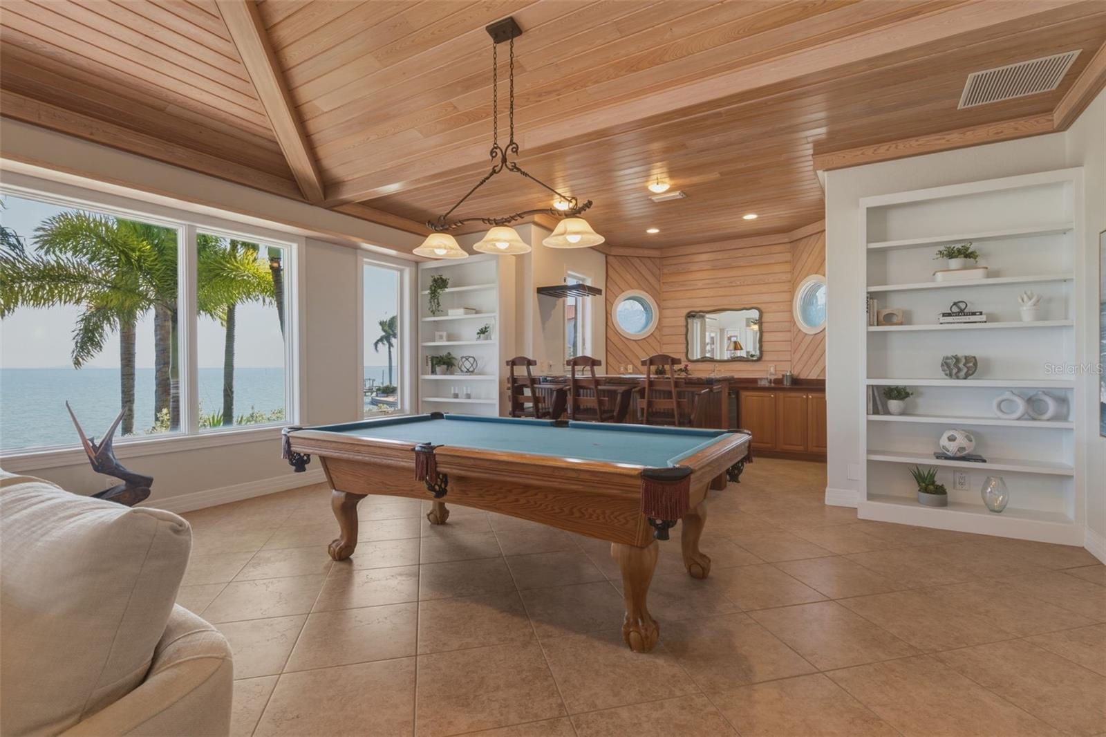 102 8TH STREET E, Tierra Verde, FL 33715