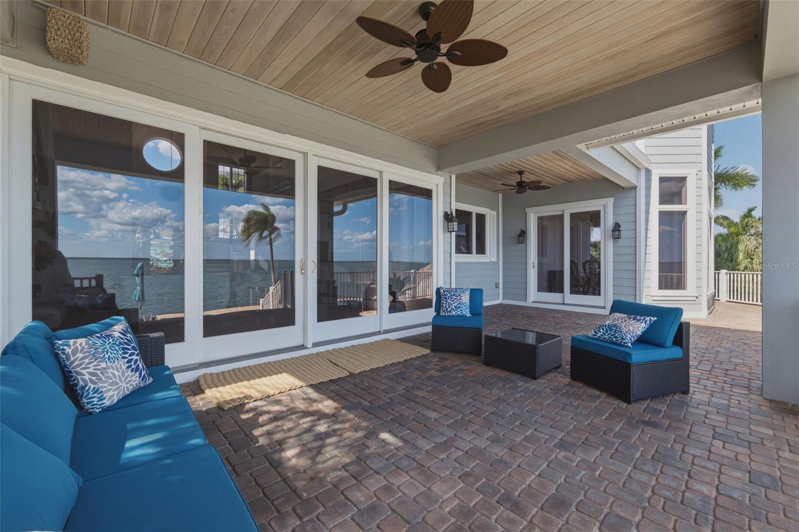 102 8TH STREET E, Tierra Verde, FL 33715