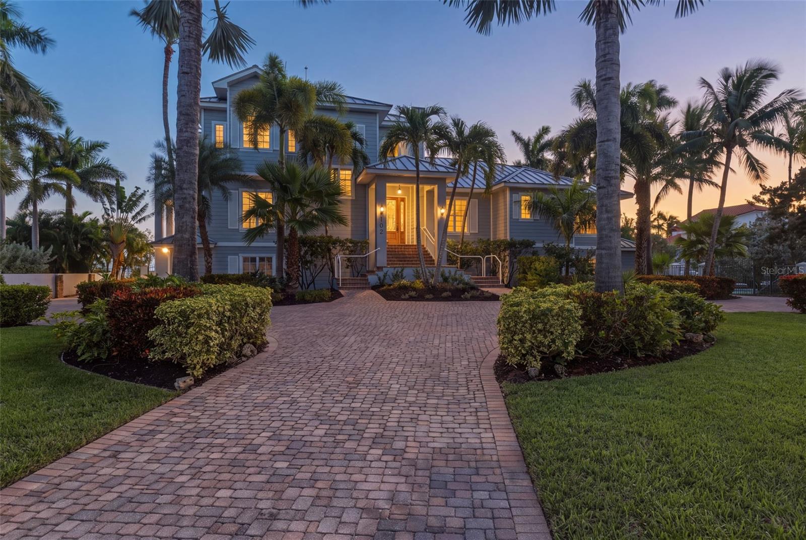 102 8TH STREET E, Tierra Verde, FL 33715 102 8TH STREET E, Tierra Verde, FL 33715