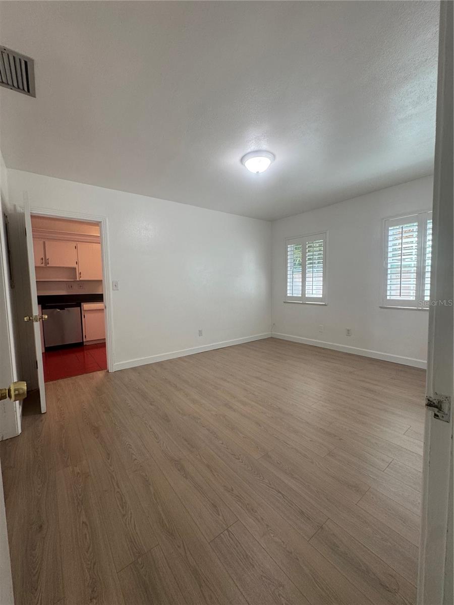 207 W DAVIS BOULEVARD, Tampa, FL 33606