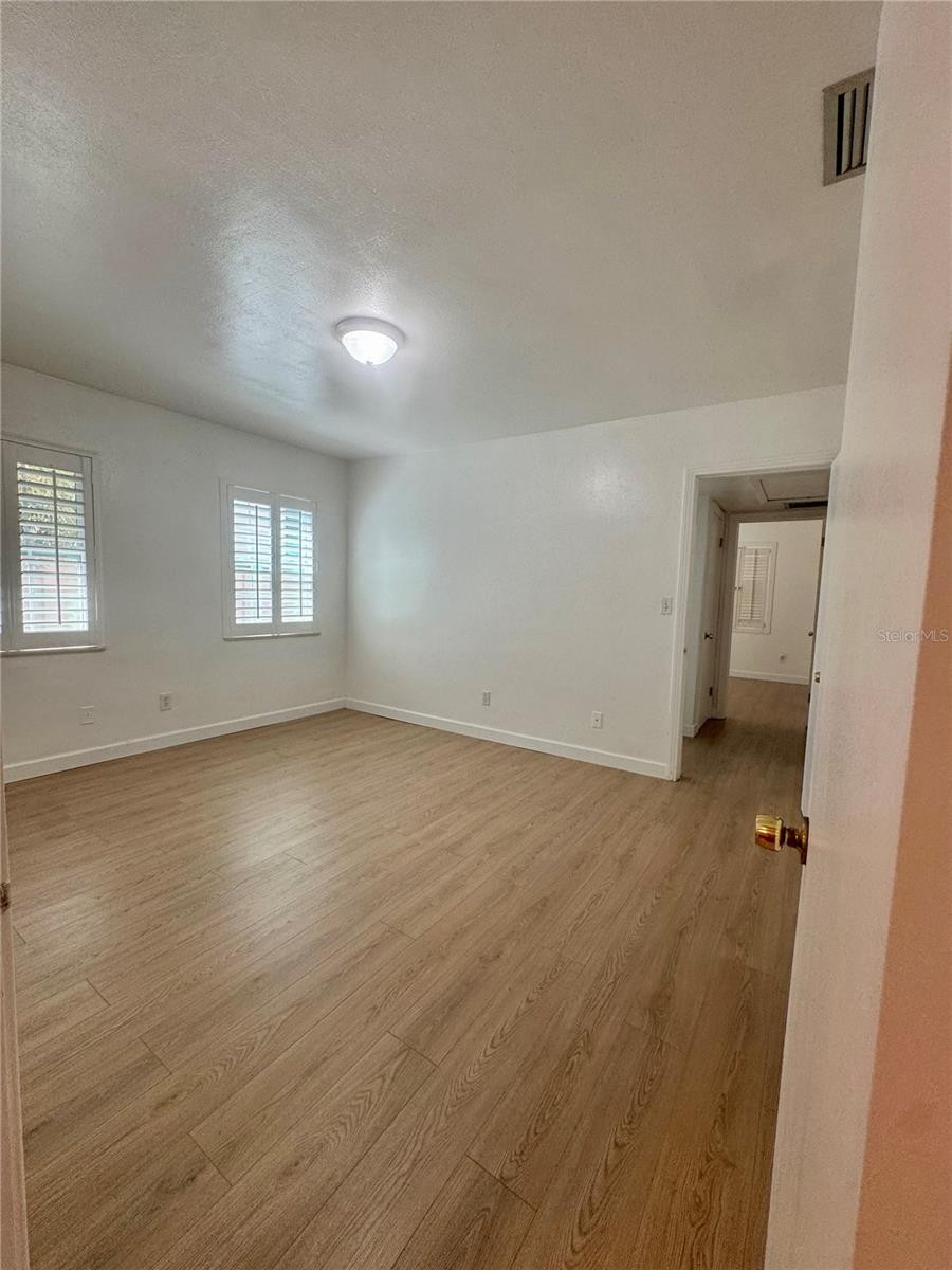 207 W DAVIS BOULEVARD, Tampa, FL 33606