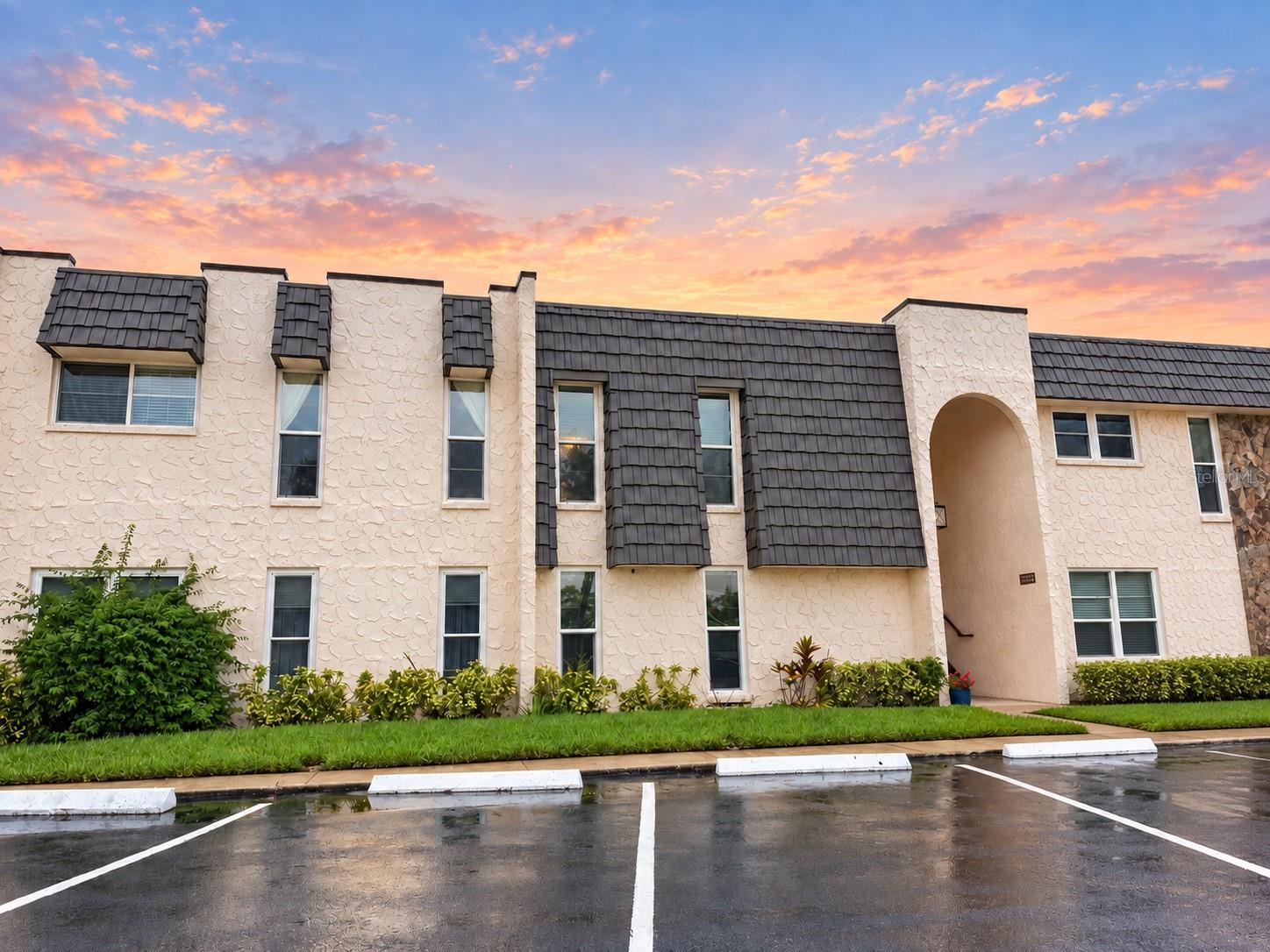 211 FERNWOOD CIRCLE, #211, Seminole, FL 33777 211 FERNWOOD CIRCLE, #211, Seminole, FL 33777