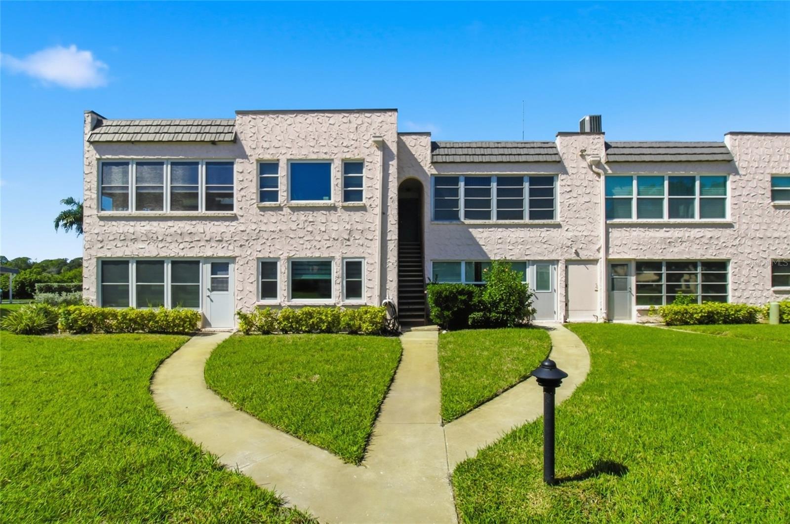 211 FERNWOOD CIRCLE, #211, Seminole, FL 33777 211 FERNWOOD CIRCLE, #211, Seminole, FL 33777