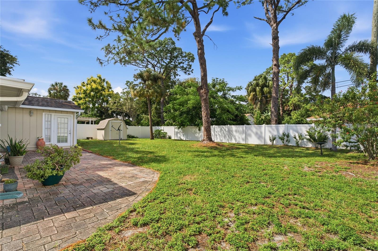 4627 W EL PRADO BOULEVARD, Tampa, FL 33629