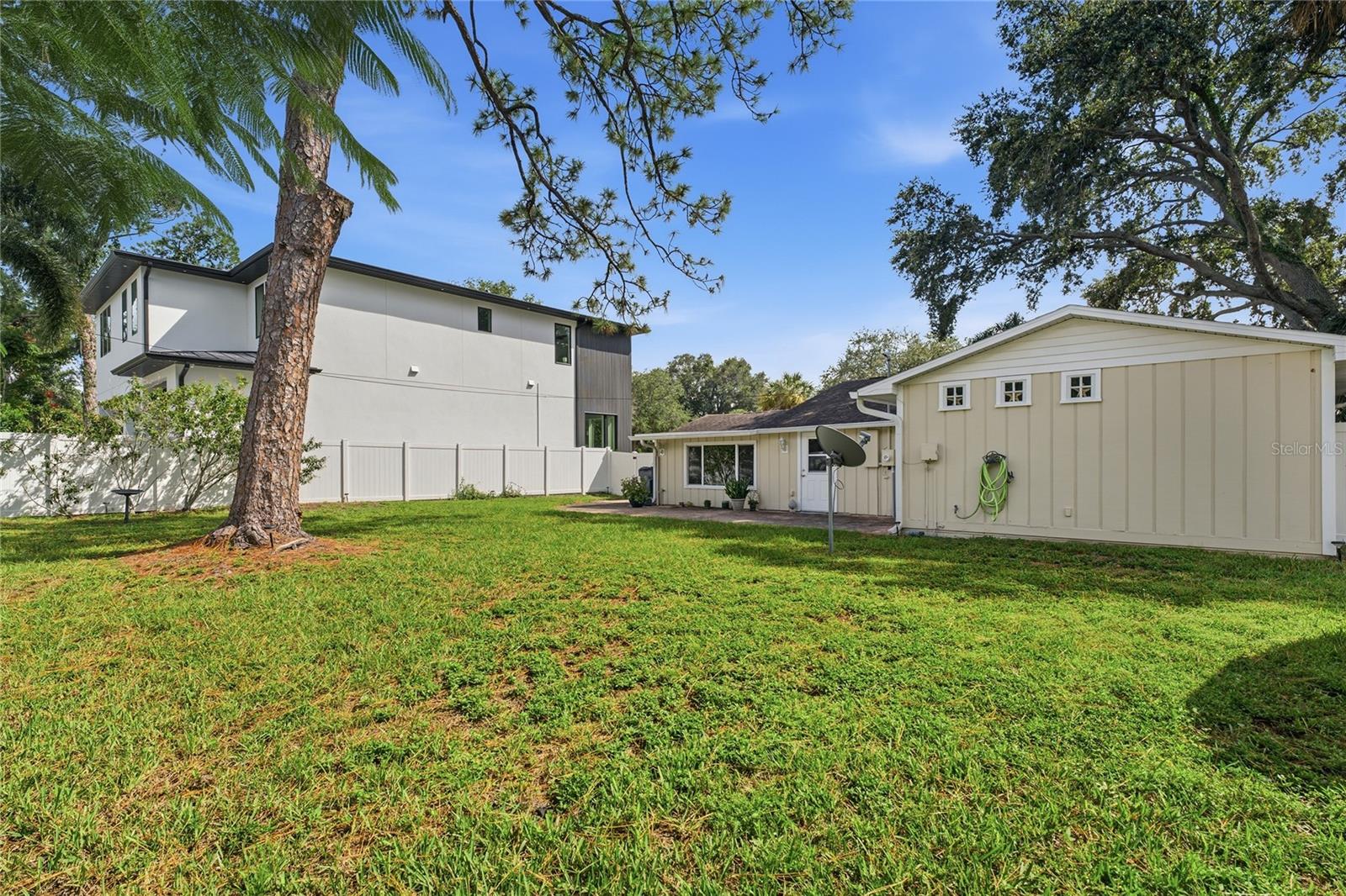 4627 W EL PRADO BOULEVARD, Tampa, FL 33629