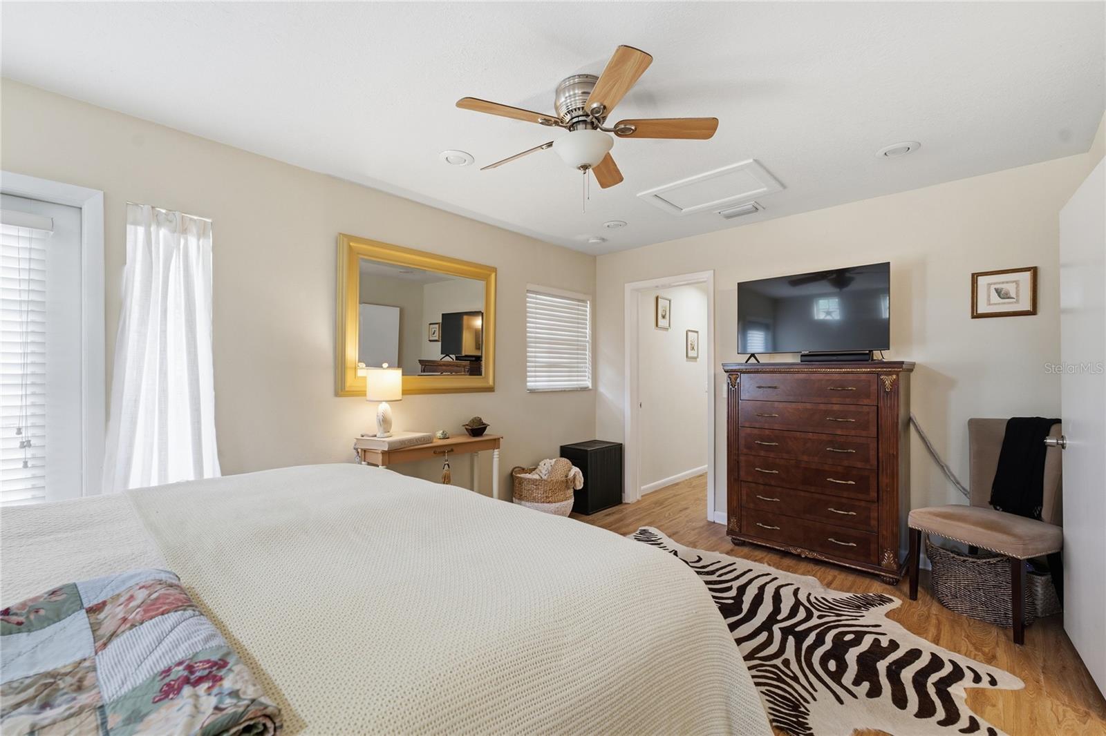 4627 W EL PRADO BOULEVARD, Tampa, FL 33629