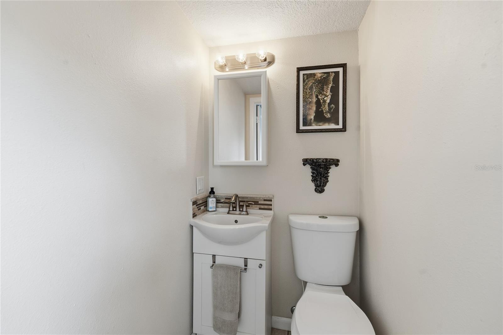 4627 W EL PRADO BOULEVARD, Tampa, FL 33629
