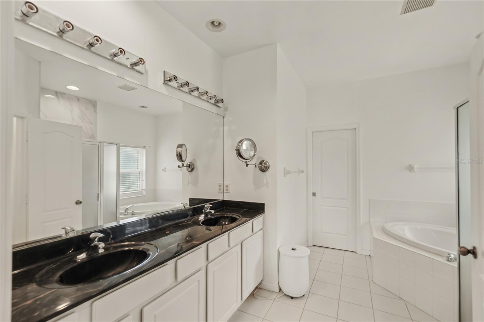 1314 EMERALD HILL WAY, Valrico, FL 33594