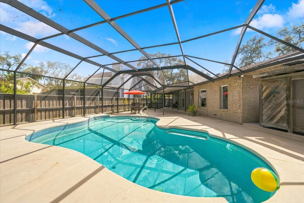 2231 S VILLAGE AVENUE, Tampa, FL 33612