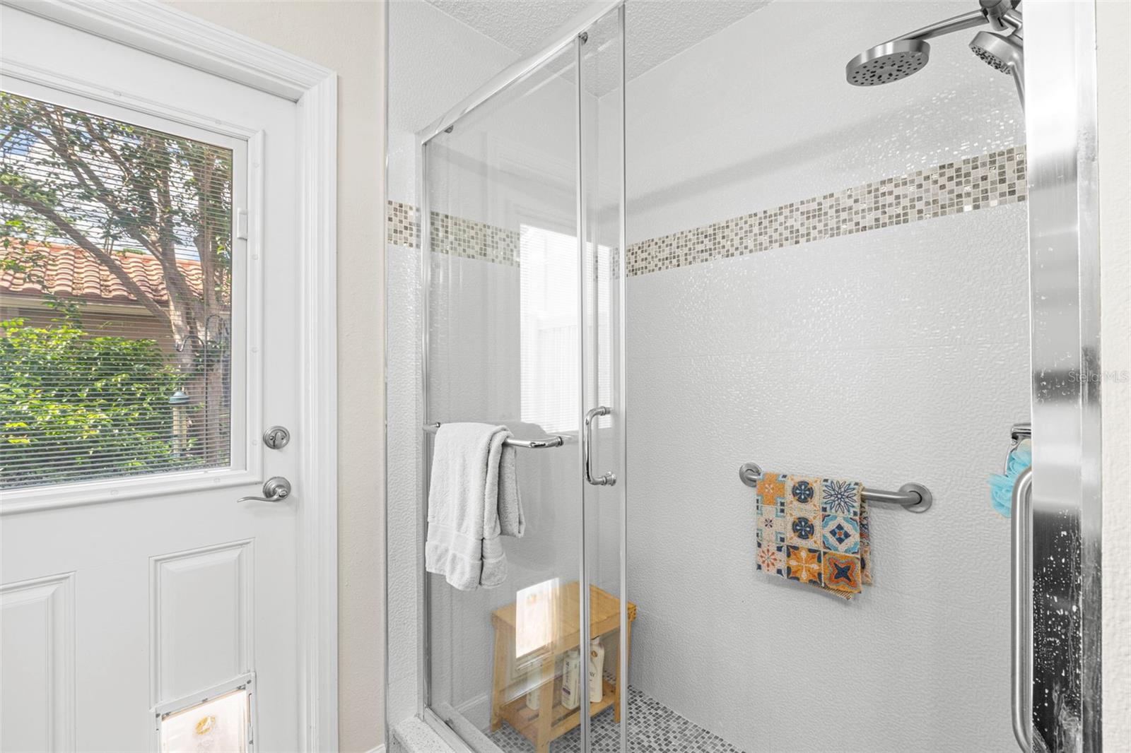 495 ST TROPEZ CIRCLE NE, St Petersburg, FL 33703