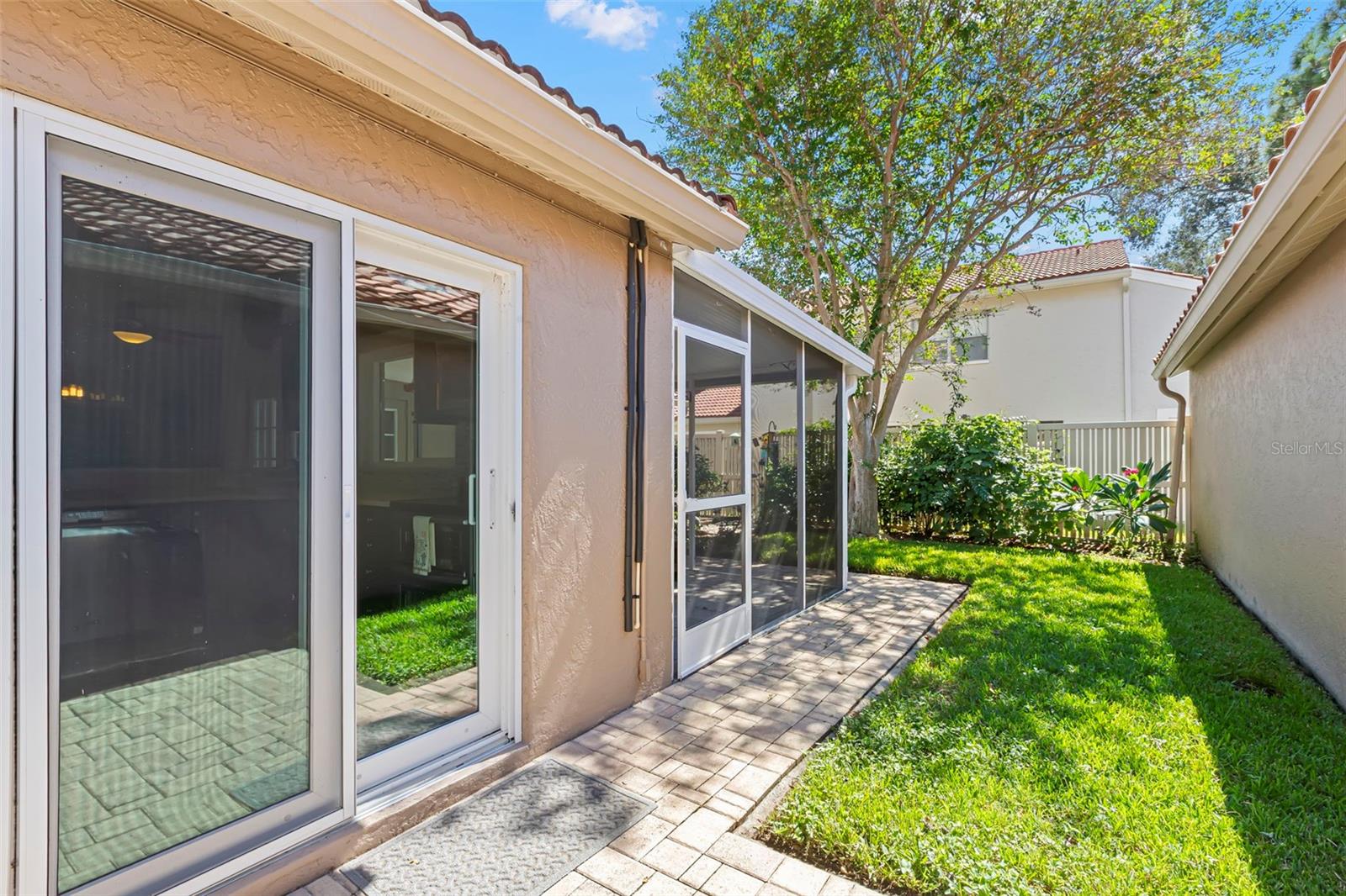 495 ST TROPEZ CIRCLE NE, St Petersburg, FL 33703