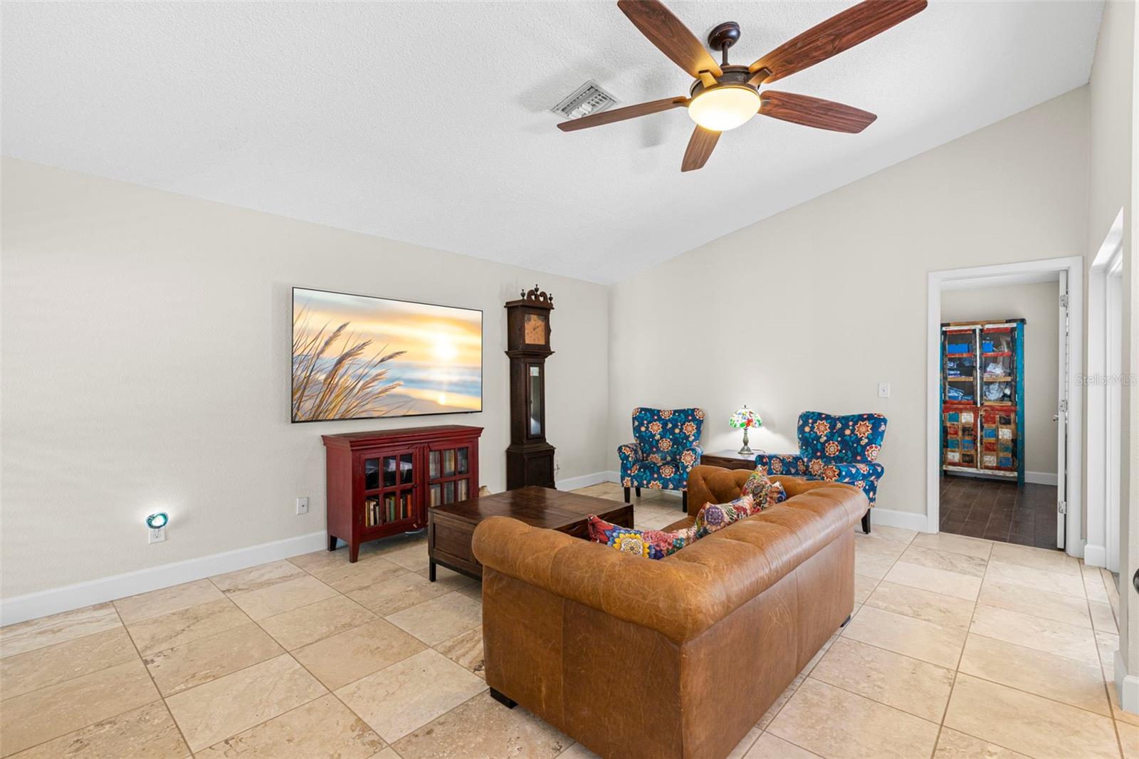 495 ST TROPEZ CIRCLE NE, St Petersburg, FL 33703