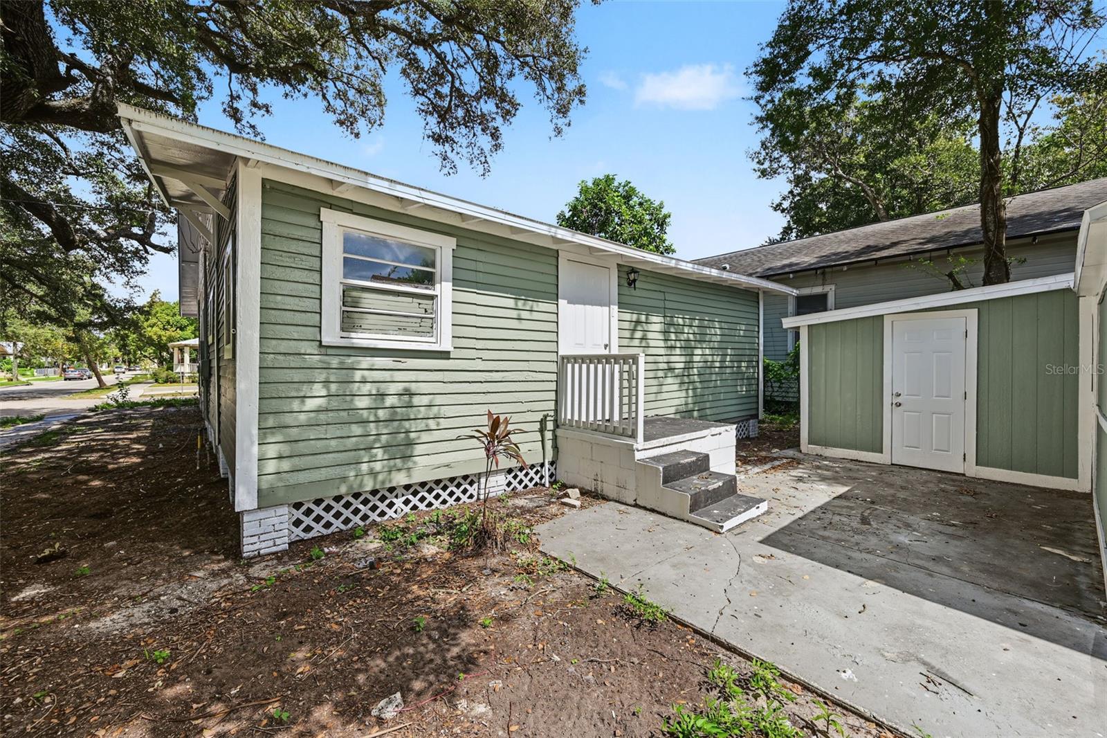 1301 E 18TH AVENUE, Tampa, FL 33605