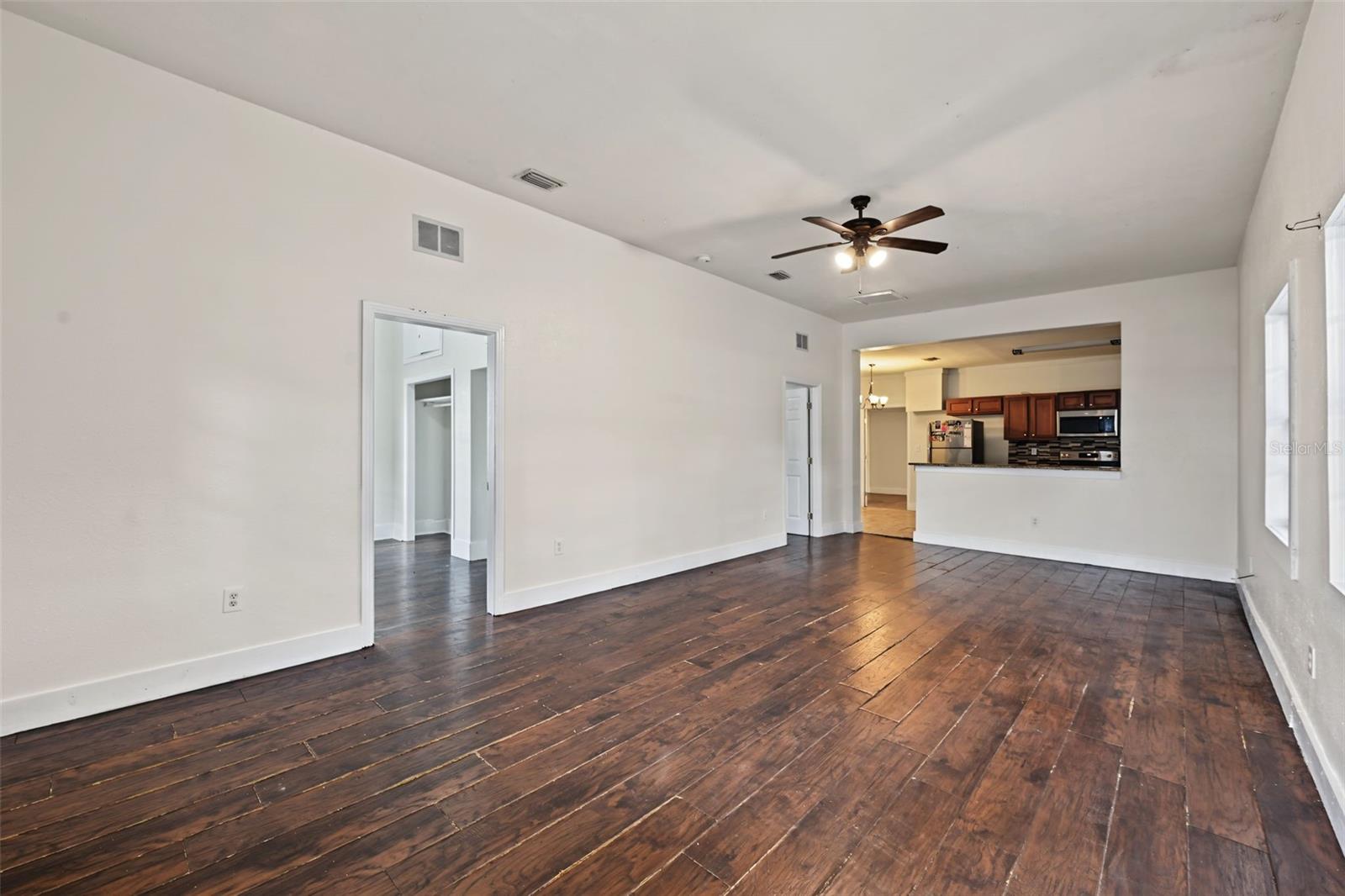 1301 E 18TH AVENUE, Tampa, FL 33605