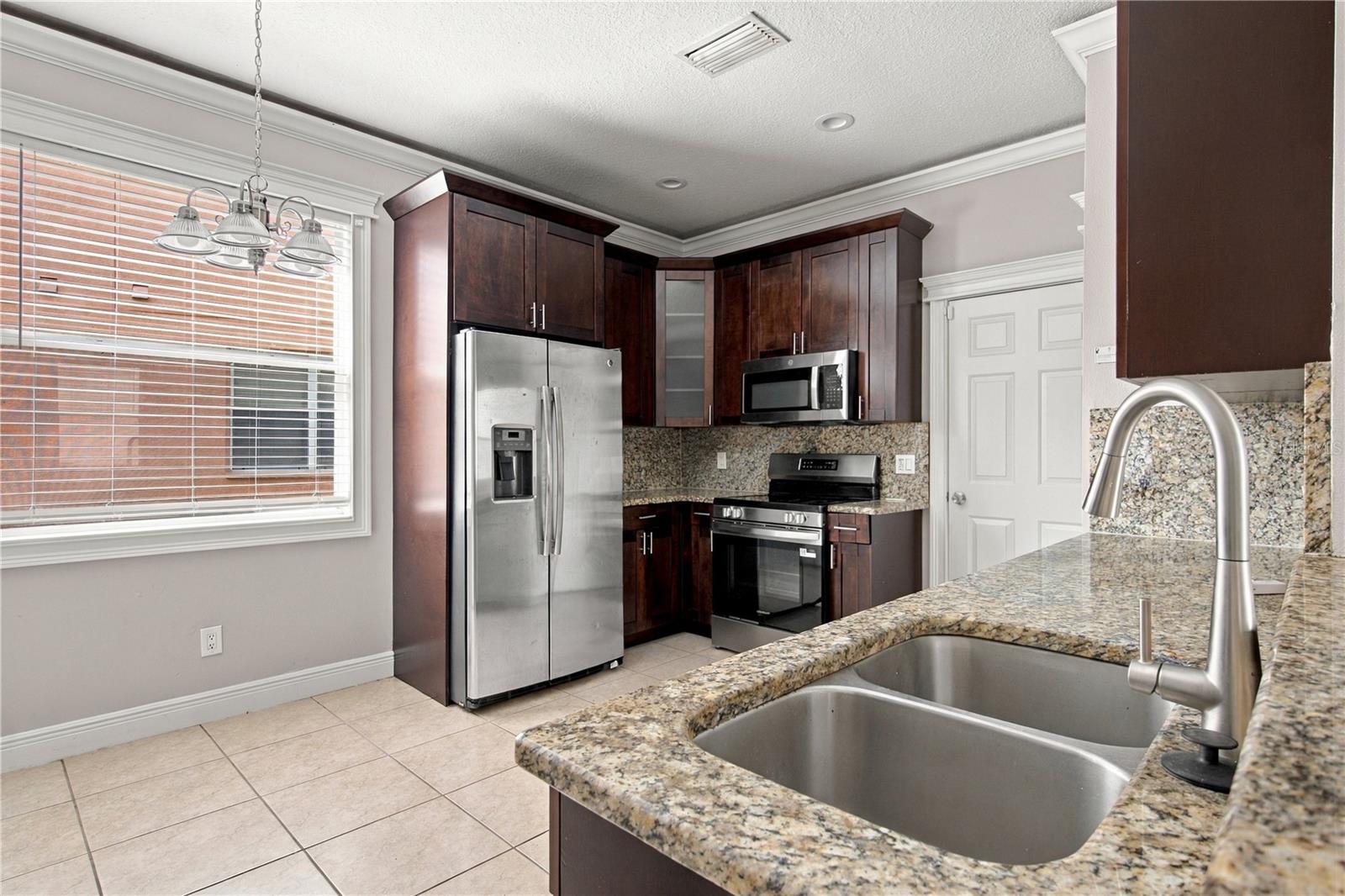 10321 AVELAR RIDGE DRIVE, Riverview, FL 33578