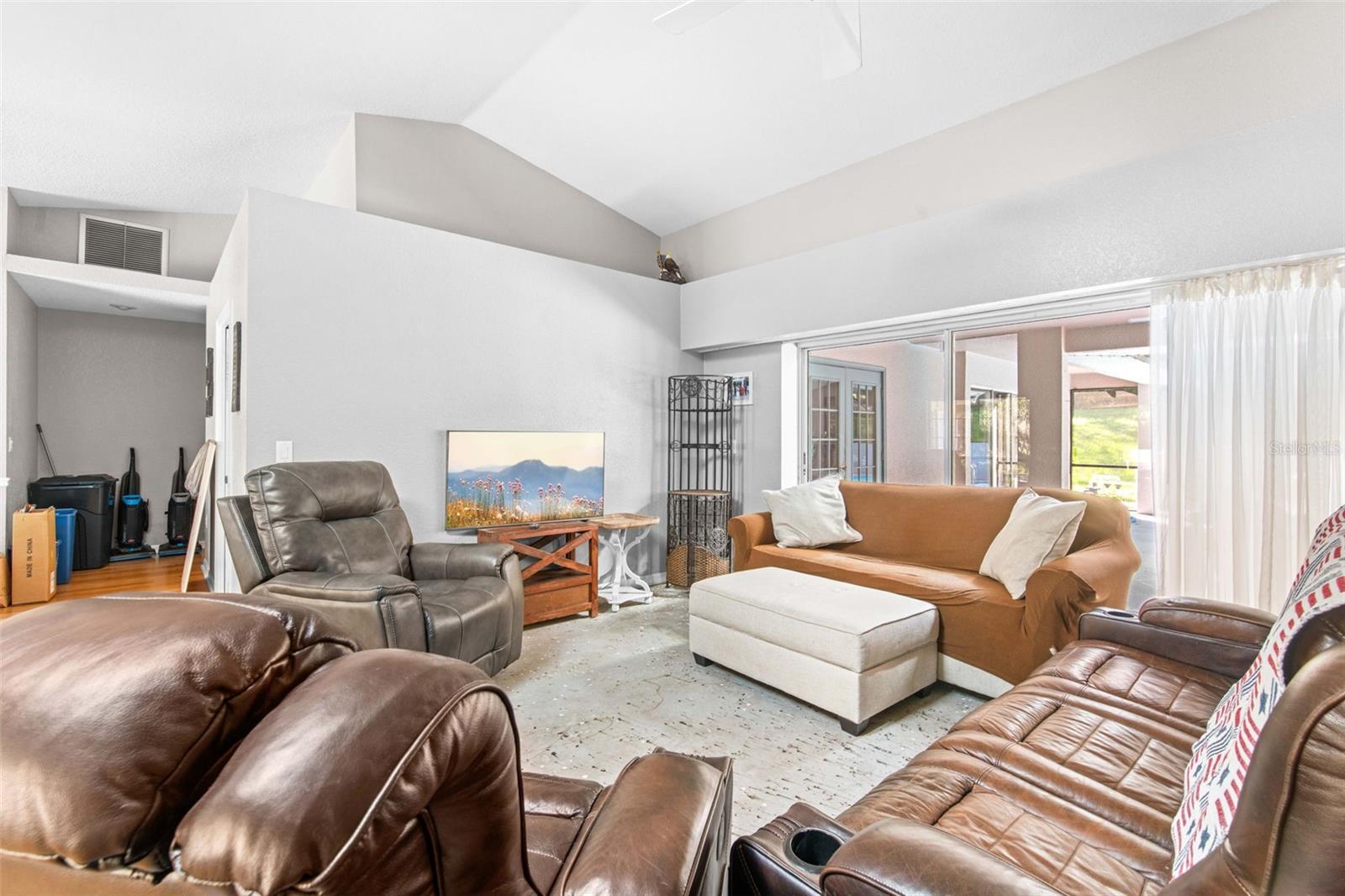 201 SUNSET DRIVE, Brooksville, FL 34601