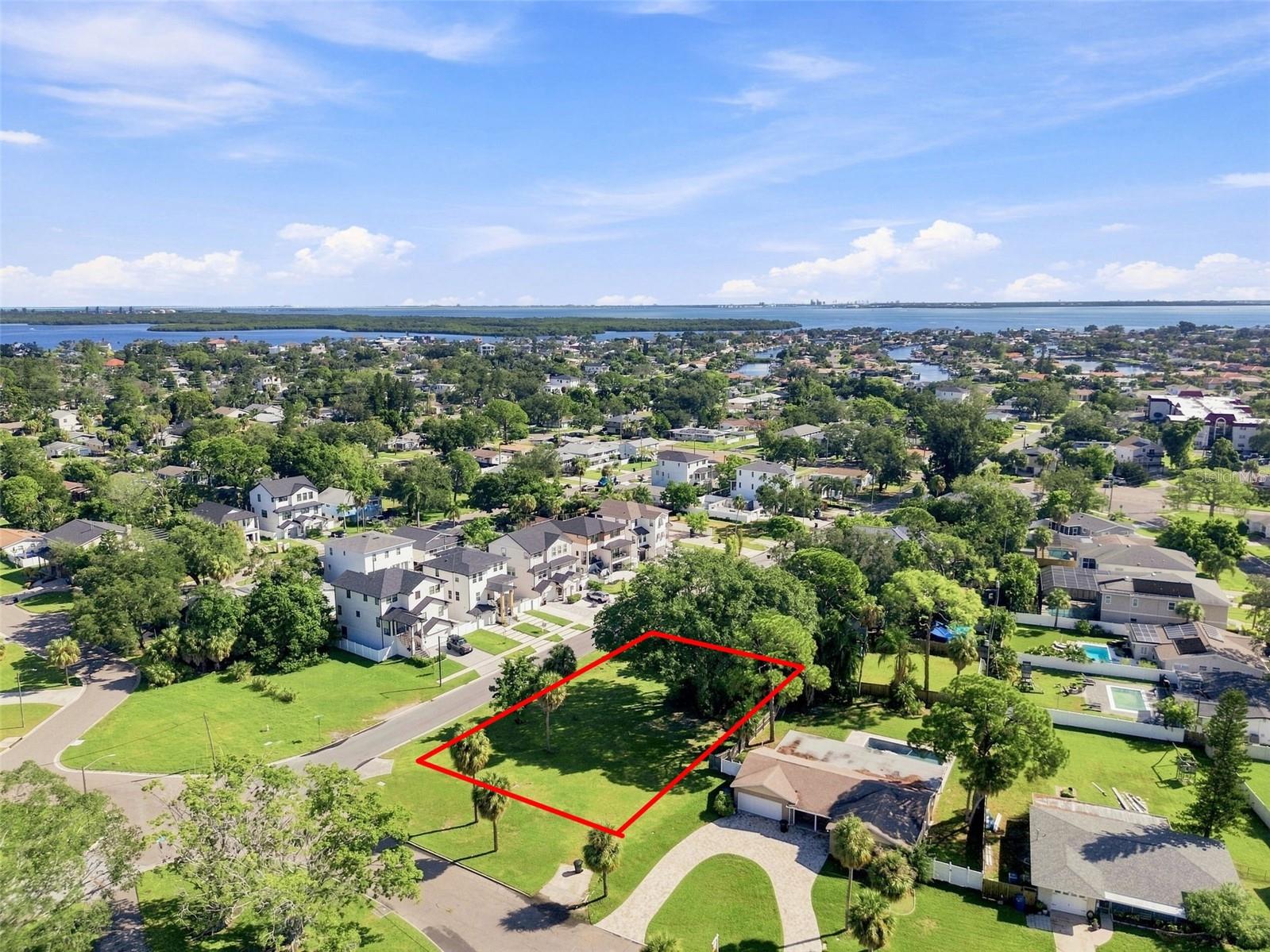 4647 VENETIAN BOULEVARD NE, St Petersburg, FL 33703