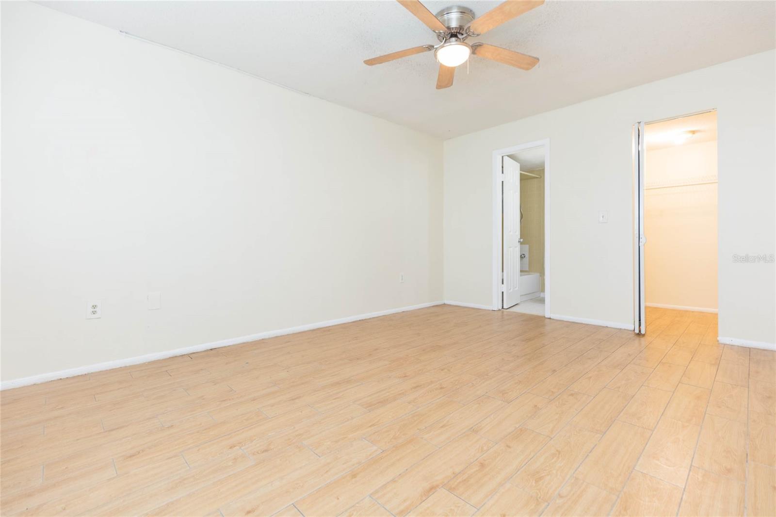 9035 WESTCHESTER CIRCLE, #133, Tampa, FL 33604