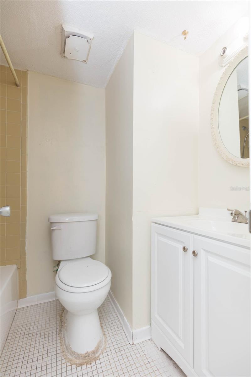 9035 WESTCHESTER CIRCLE, #133, Tampa, FL 33604