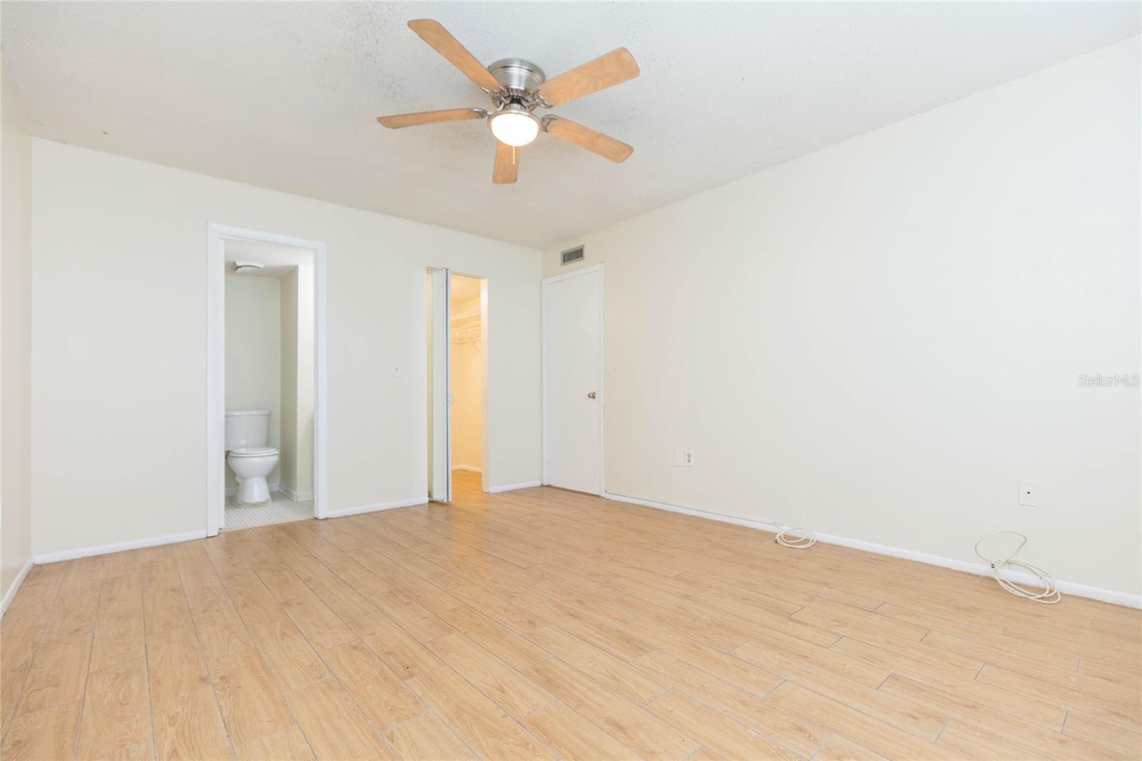 9035 WESTCHESTER CIRCLE, #133, Tampa, FL 33604