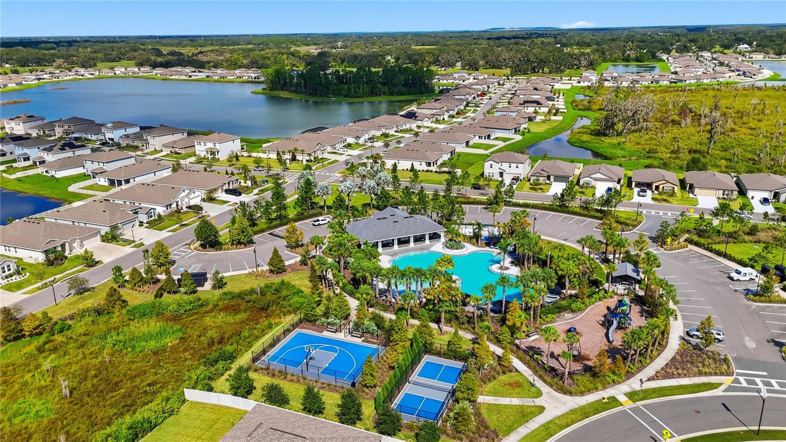 1510 TROPICAL OASIS AVENUE, Plant City, FL 33565