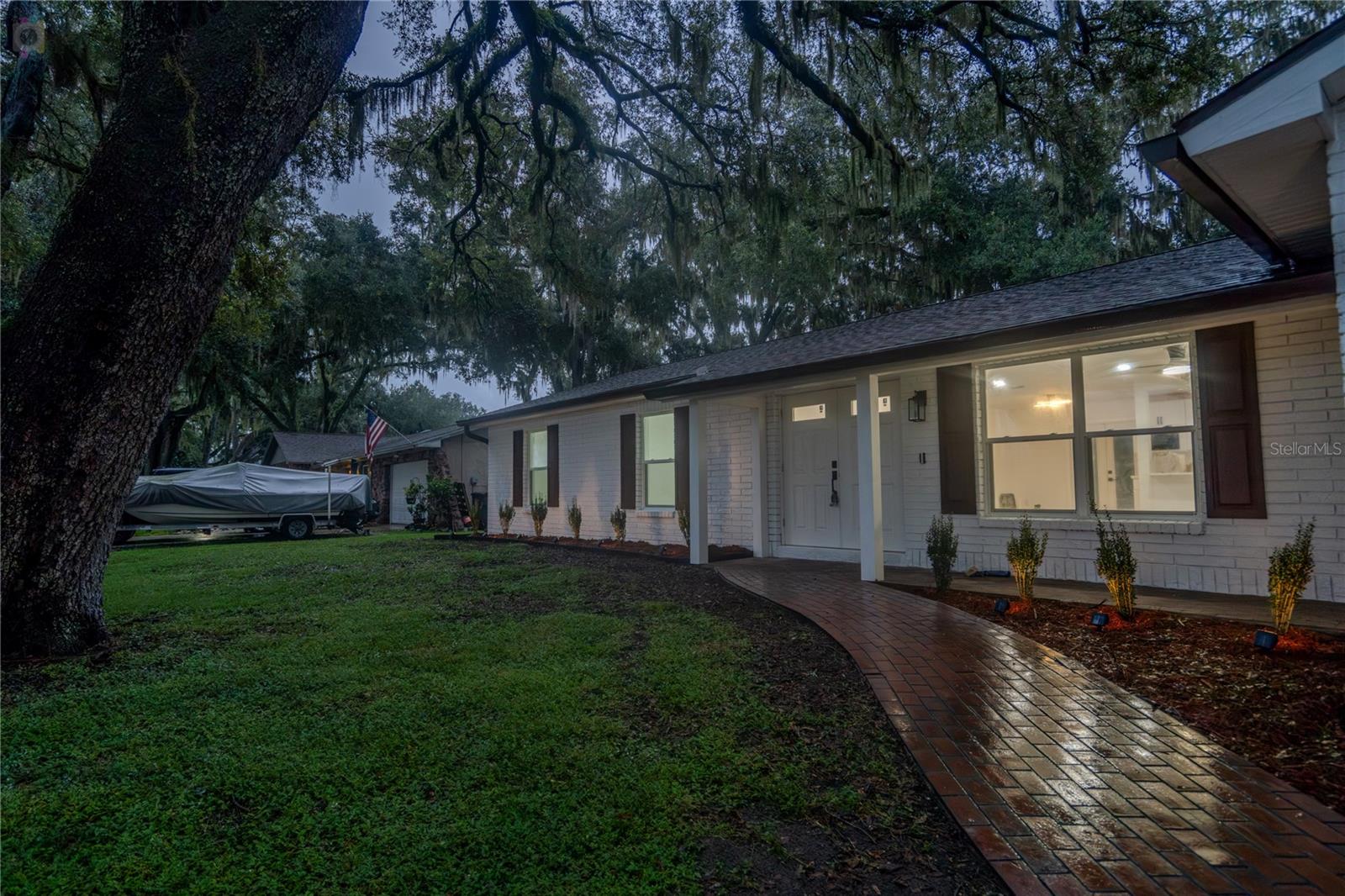 611 ROOKS ROAD, Seffner, FL 33584