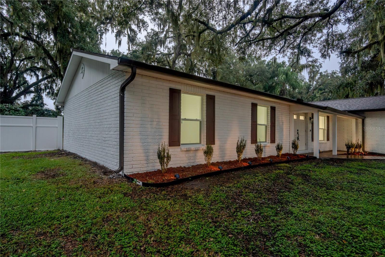 611 ROOKS ROAD, Seffner, FL 33584