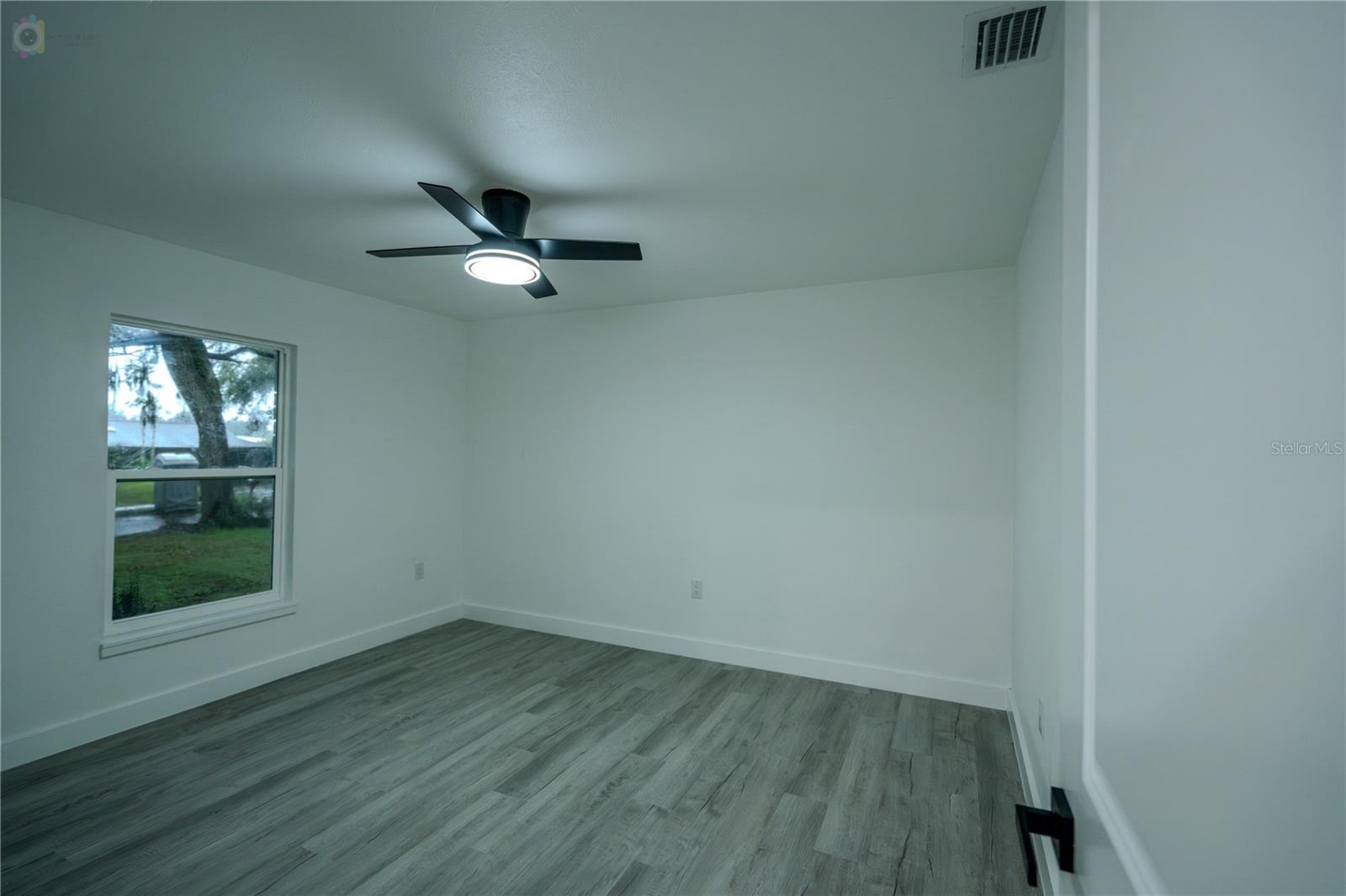 611 ROOKS ROAD, Seffner, FL 33584