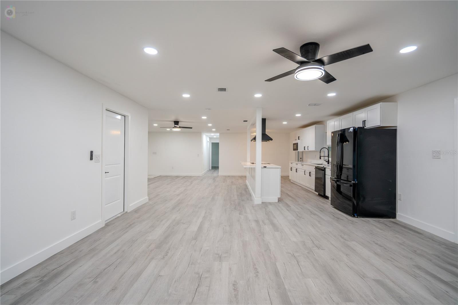 611 ROOKS ROAD, Seffner, FL 33584