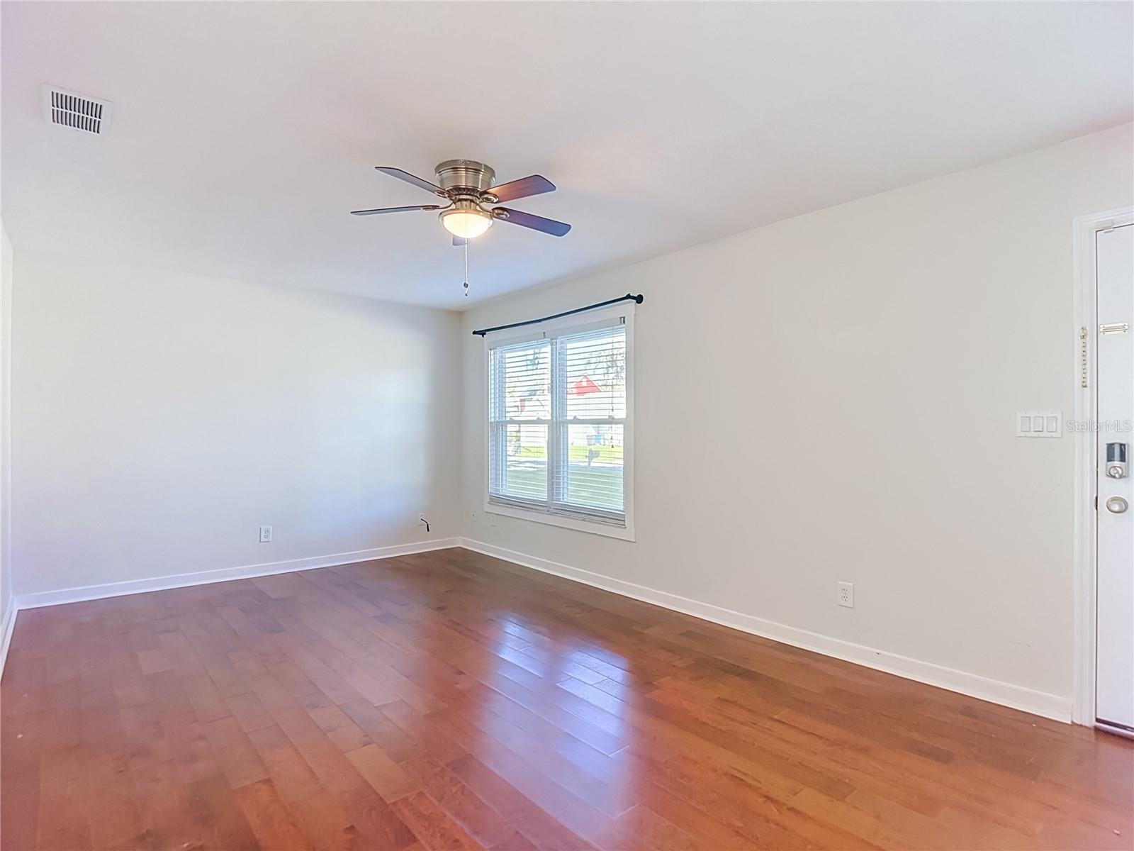607 BREEZEWAY COURT, Brandon, FL 33511