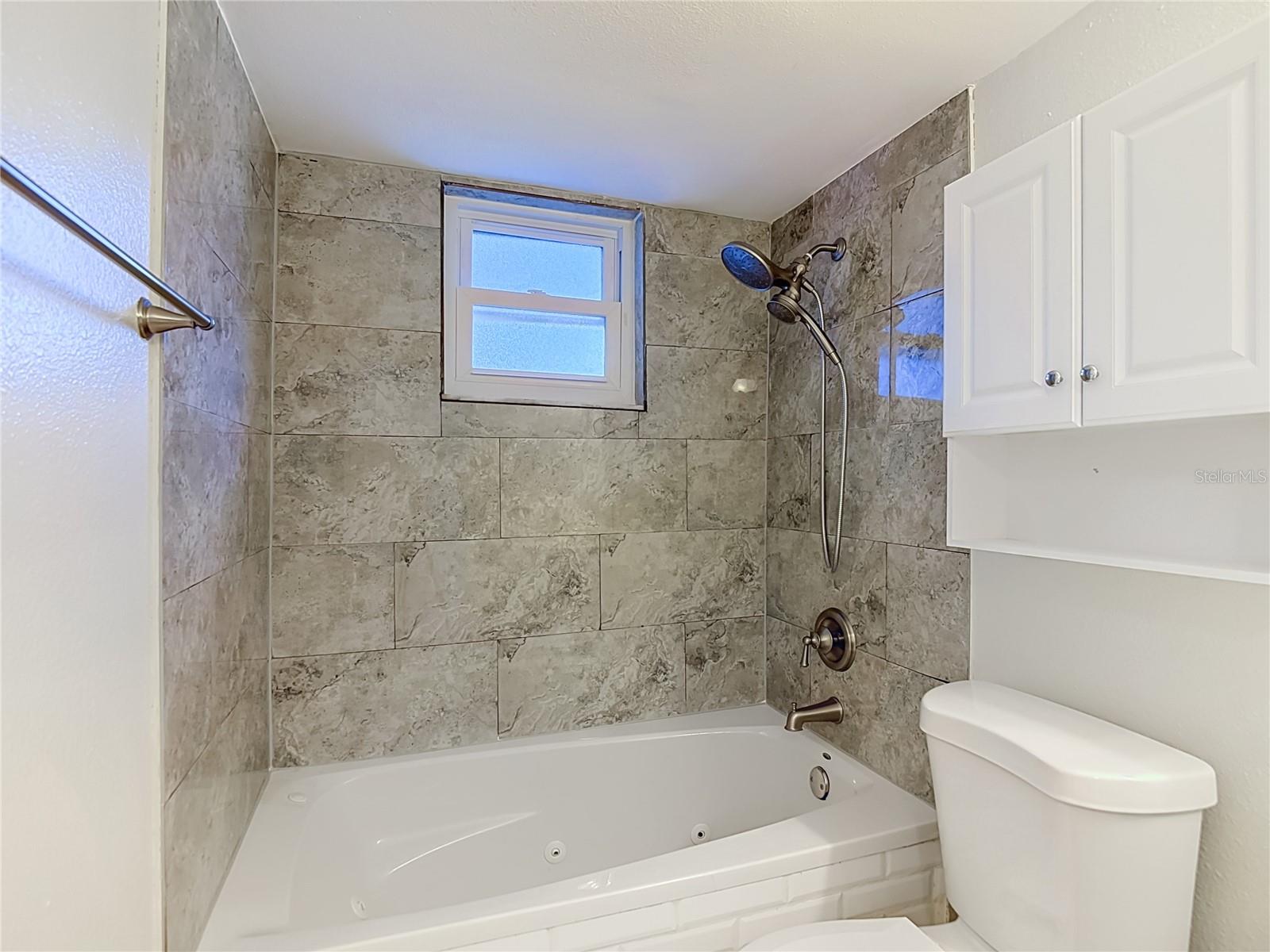 607 BREEZEWAY COURT, Brandon, FL 33511