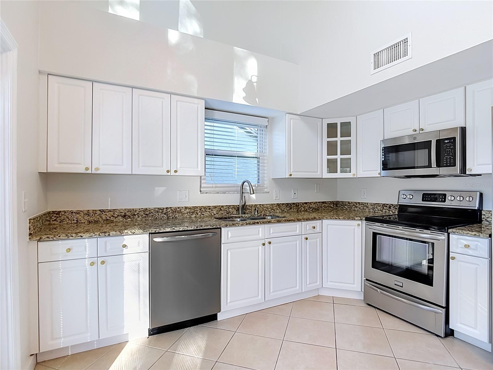 607 BREEZEWAY COURT, Brandon, FL 33511