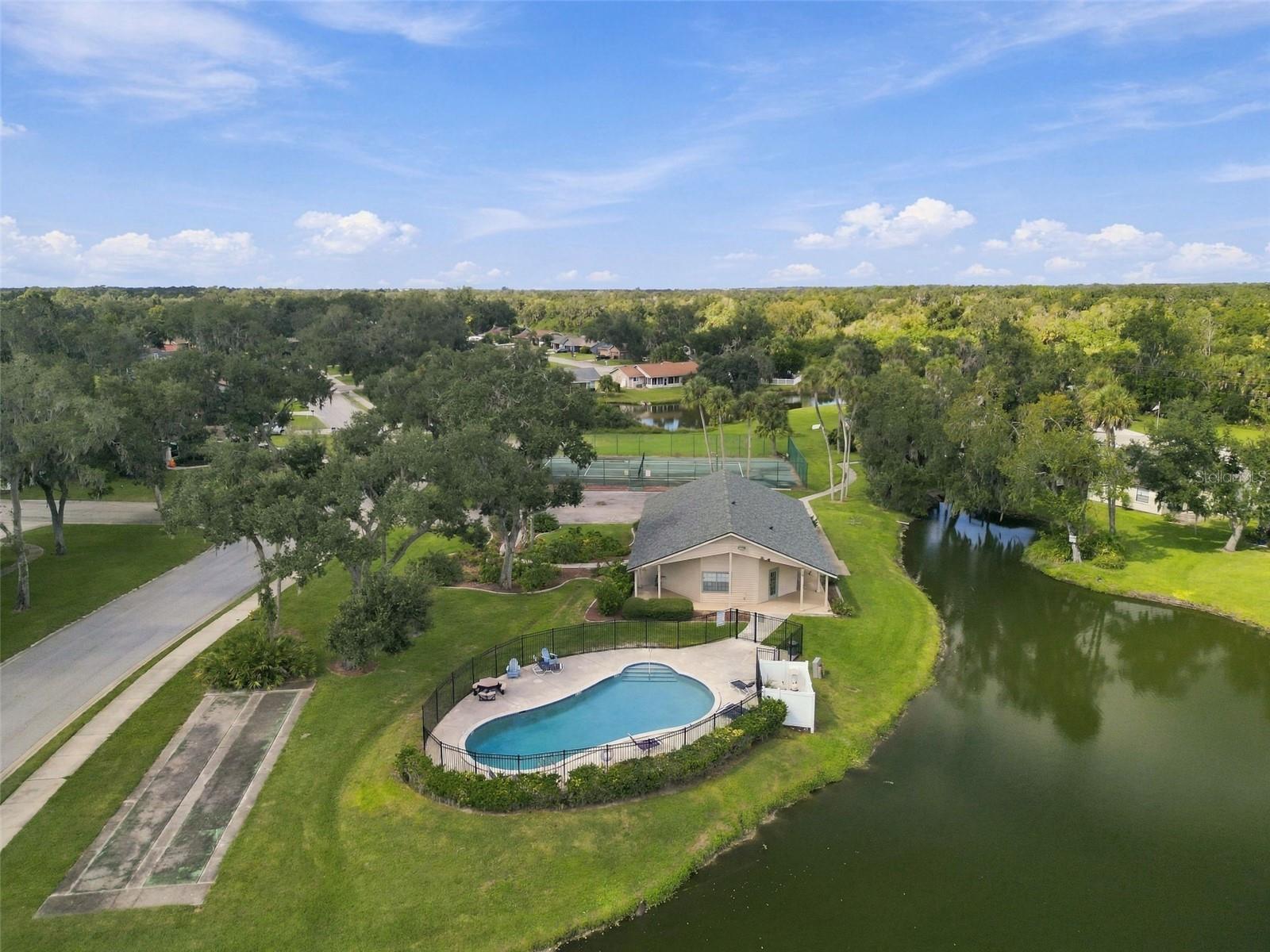 5404 80TH AVENUE CIRCLE E, Palmetto, FL 34221