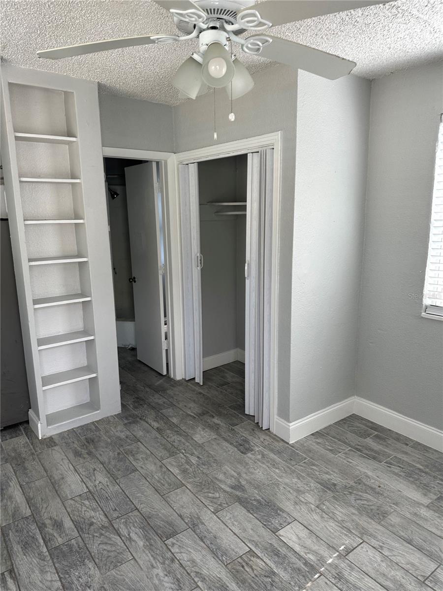 649 7TH AVENUE N, St Petersburg, FL 33701