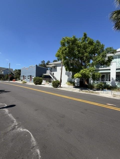 649 7TH AVENUE N, St Petersburg, FL 33701