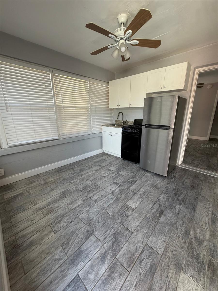 649 7TH AVENUE N, St Petersburg, FL 33701